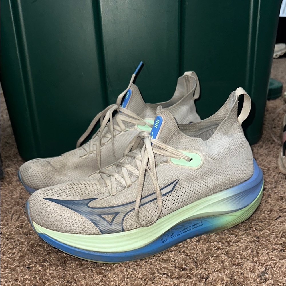 Mizuno Neo Vista 1 Men's Running Shoes - Gray with Blue & Mint Accents